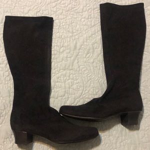 Munro Black Suede Low Heeled Pull On Boots